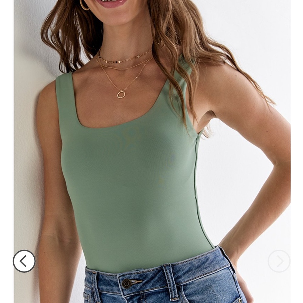 francesca's Sleeveless Square Neck Bodysuit BRAND NEW
